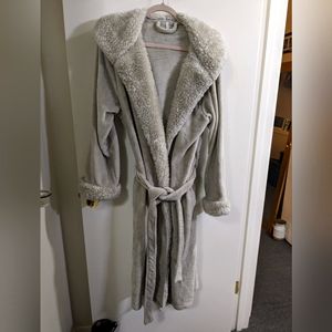 Pottery Barn XL hooded bath robe